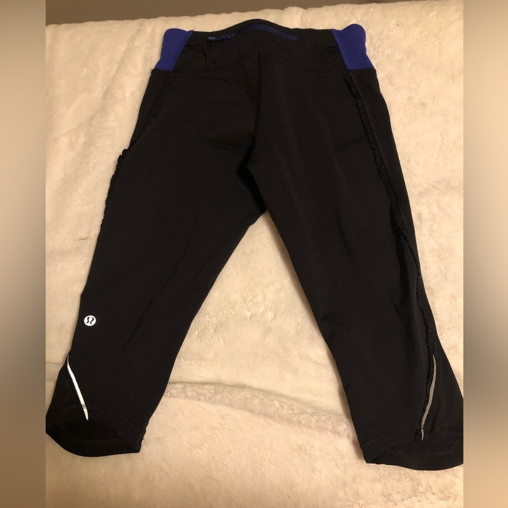 Lululemon wunder under ruffled back. Worn once and washed. Great condition